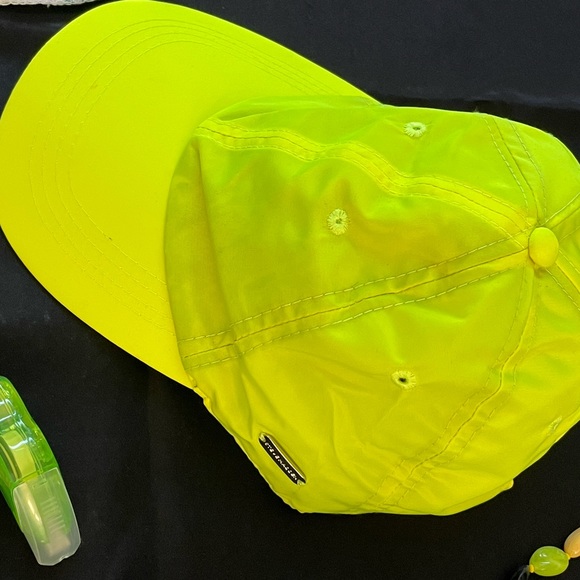 ❗5 For $2️⃣5️⃣ Bundle Sale❗️LIME-YELLOW-GREEN💚NO-MYSTERY💚BOX FULL OF MIXED ITEMS - Picture 8 of 16